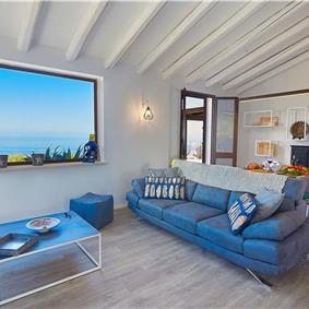 2 bedroom villa with infinity pool near Scopollo, sleeps 4